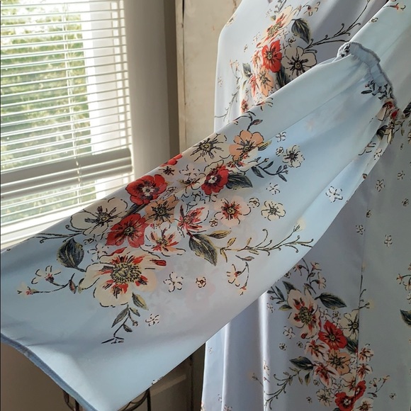 Retro Baby Blue Floral Dress - Picture 3 of 7